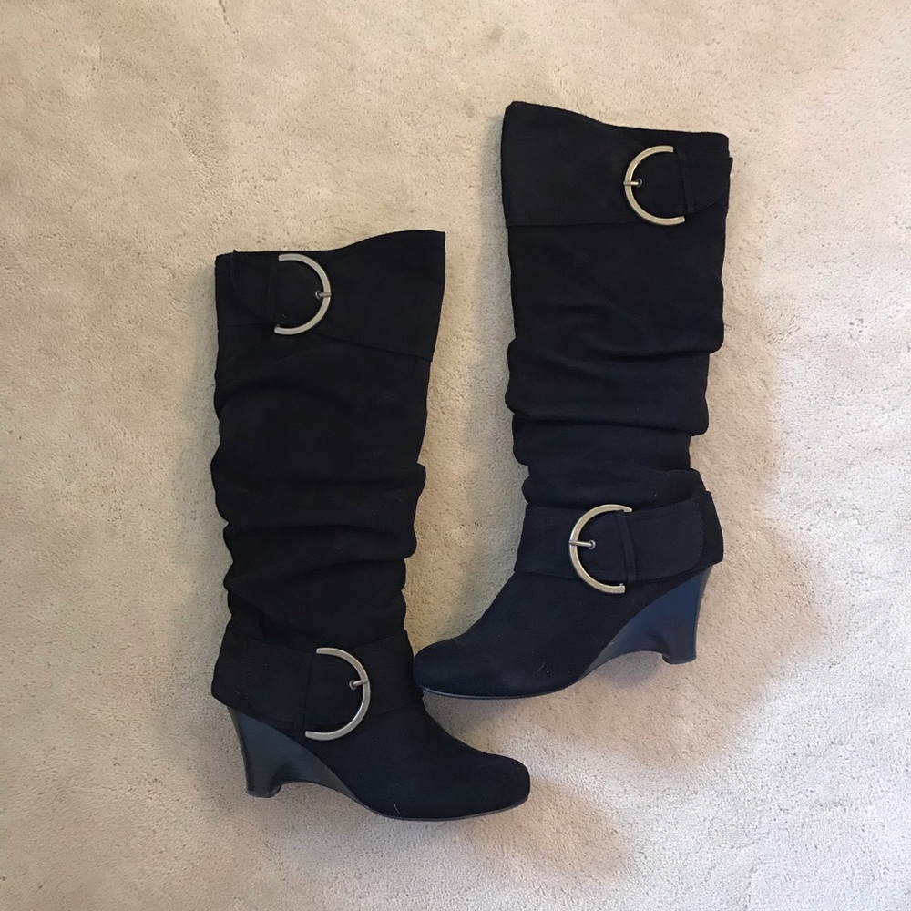 Black boots